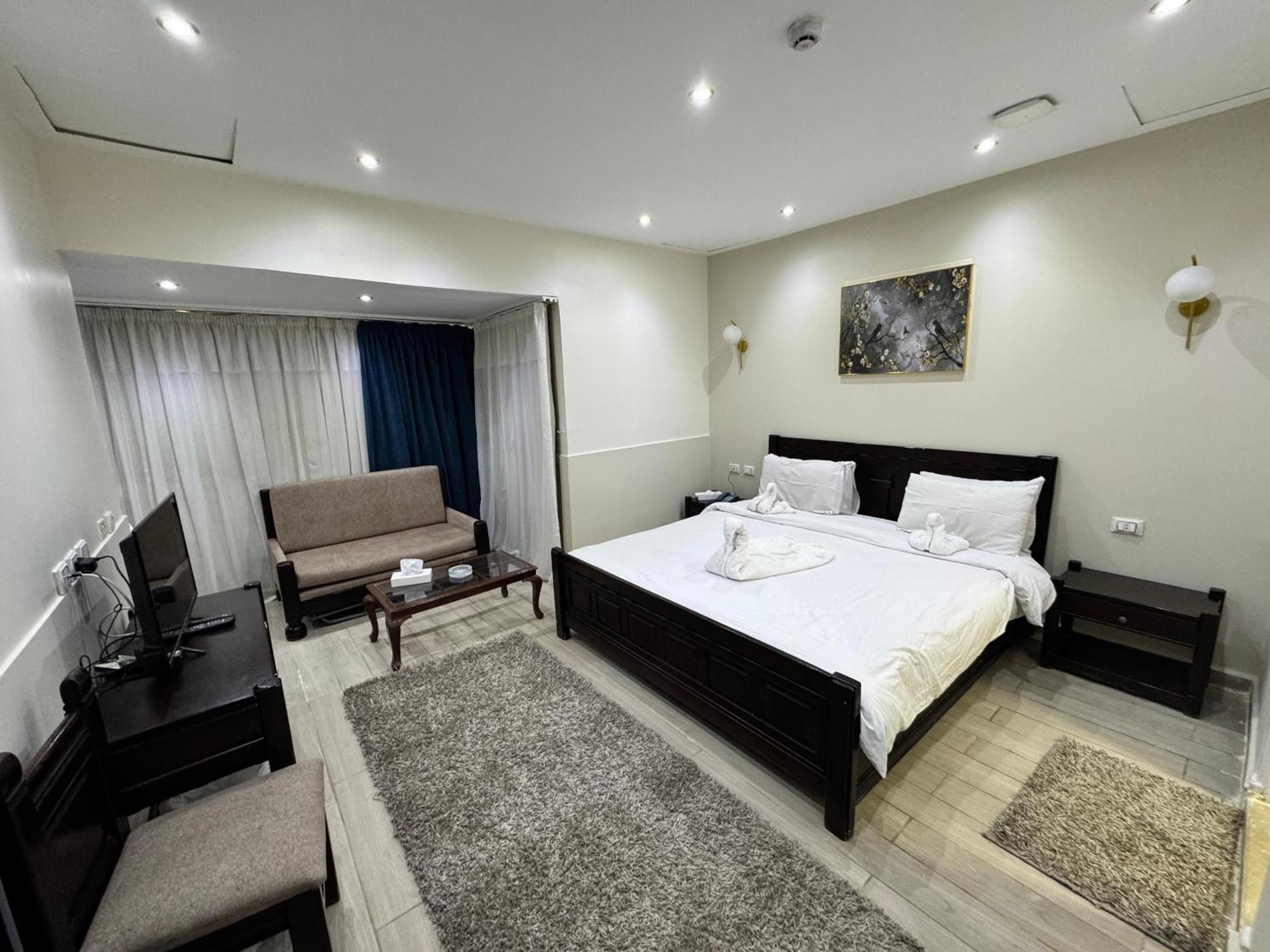 Deluxe Suite,1670819646:JPEG