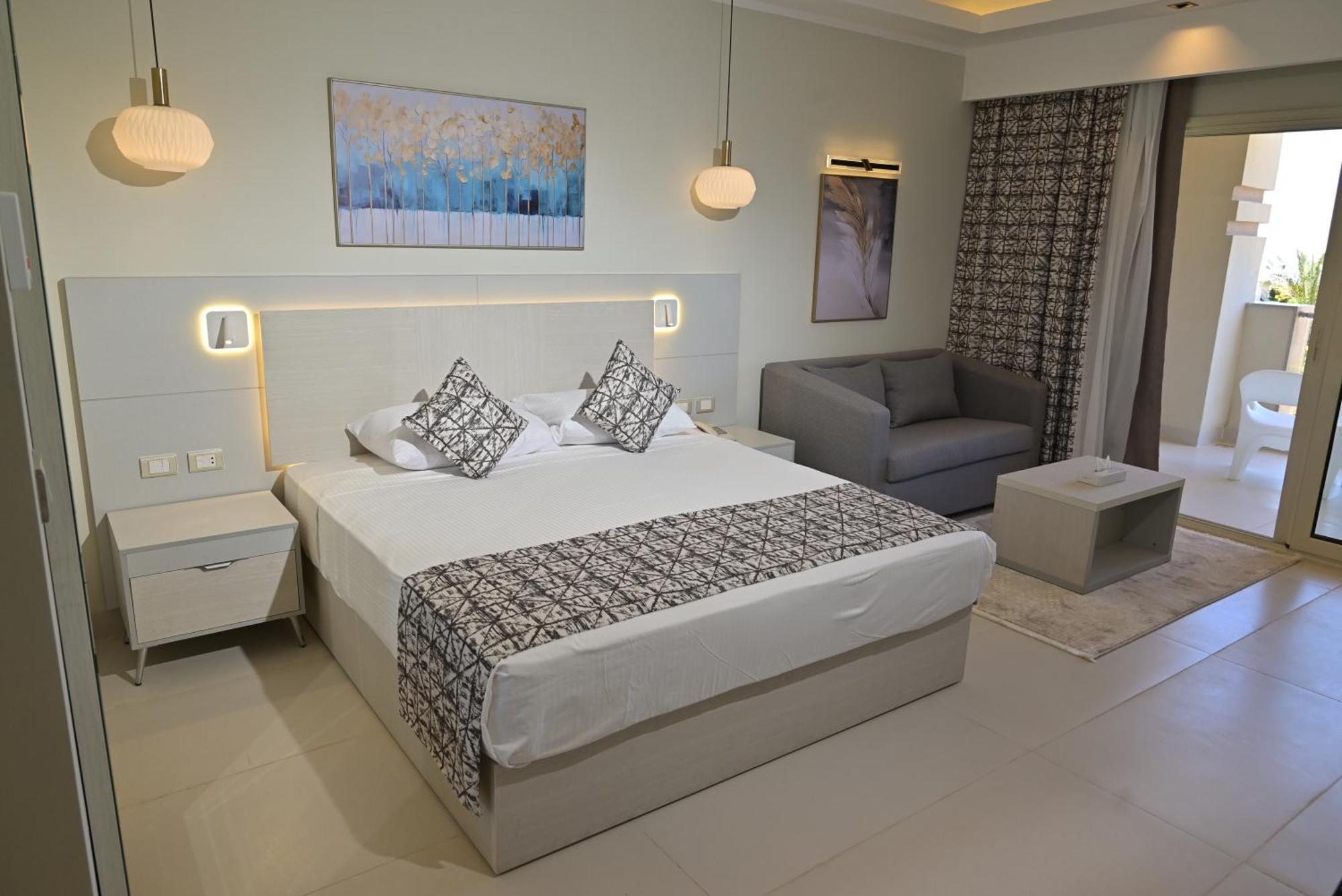 Family Suite with Balcony