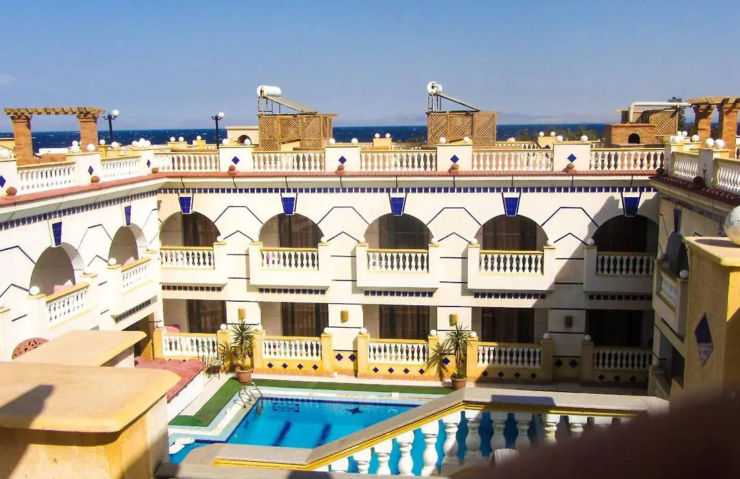 فندق لارين دهب-1