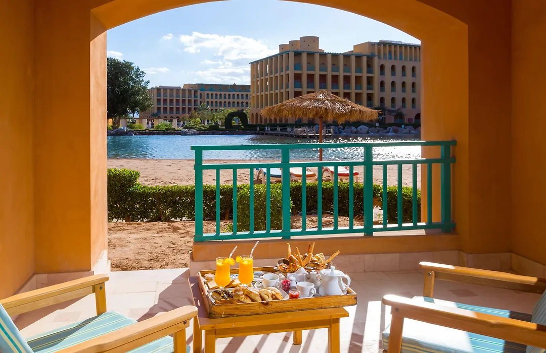 Strand Beach Resort-1