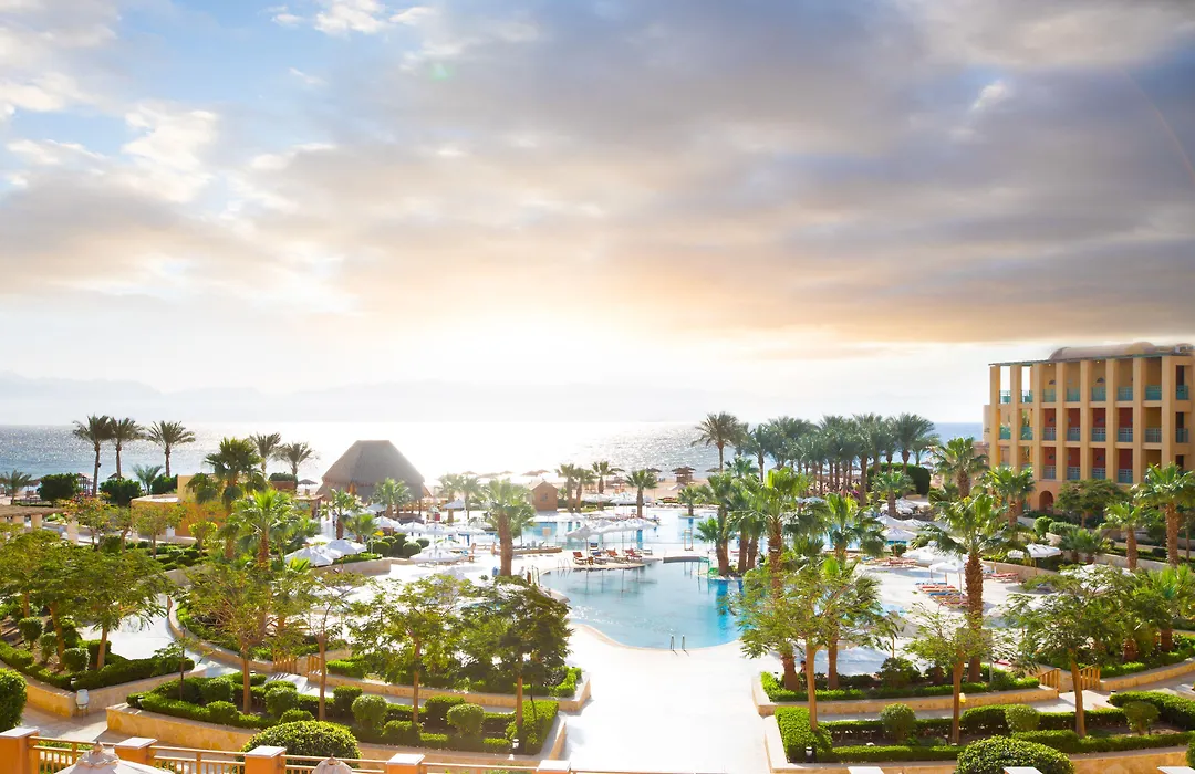 Strand Beach Resort-1