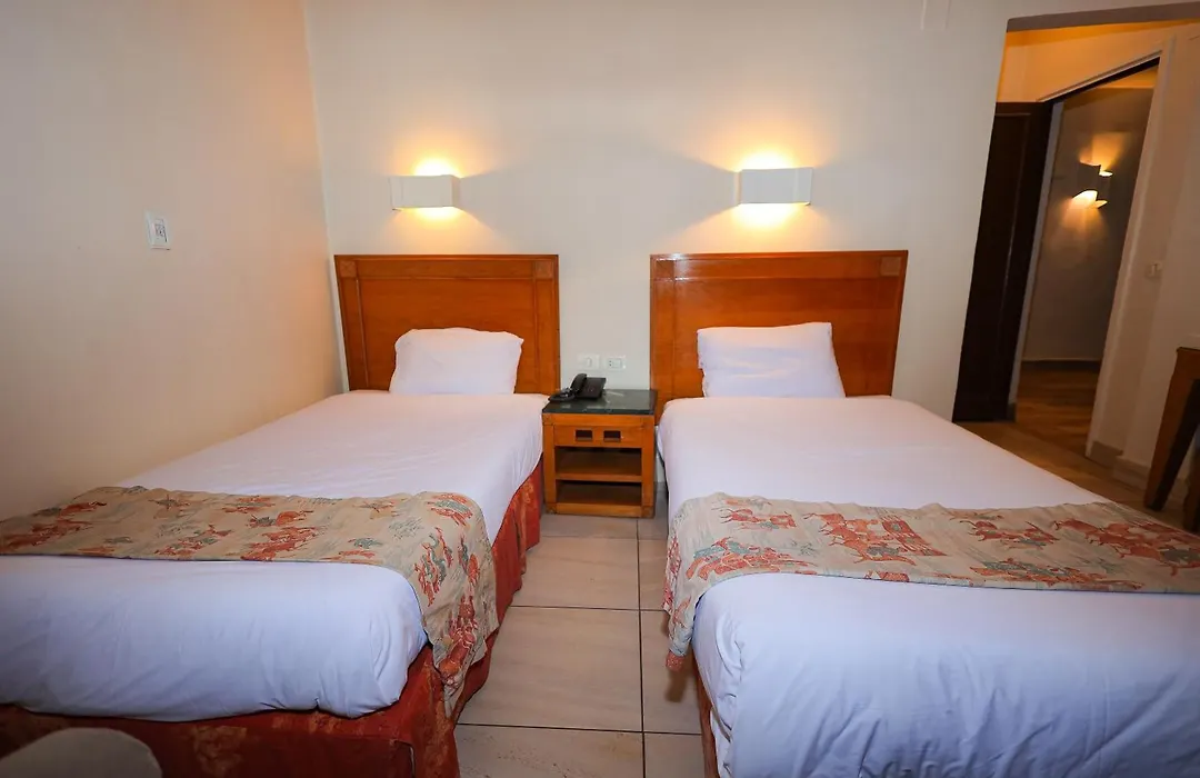 Hapi Hotel-1
