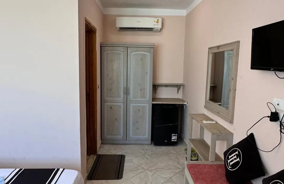 Happy Land Hotel Dahab-1