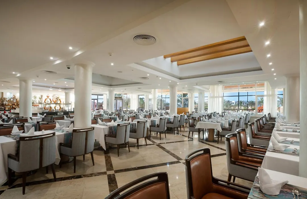 Malikia Resort Abu Dabbab-1