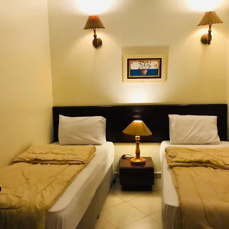 Tarakhan Hotel-2