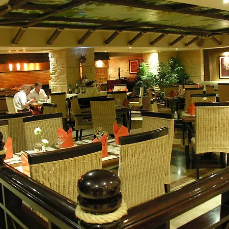 Pyramisa Downtown Residence Hotel Cairo-3