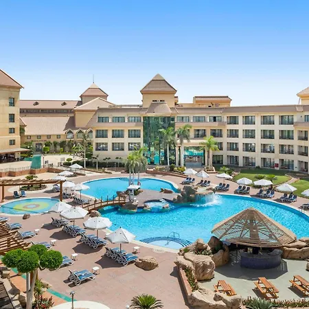 Hilton Pyramids Golf-2