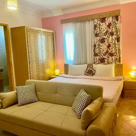 Jewel Howard Carter Hotel-3