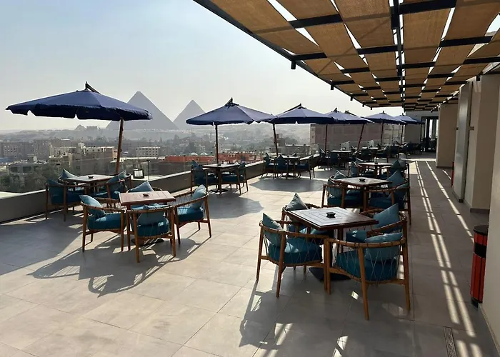 Pyramids Plaza