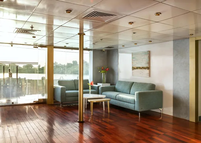 M/Y Alexander The Great Nile Cruise - 4 Nights Every Monday From Luxor - 3 Nights Every Friday From Aswan