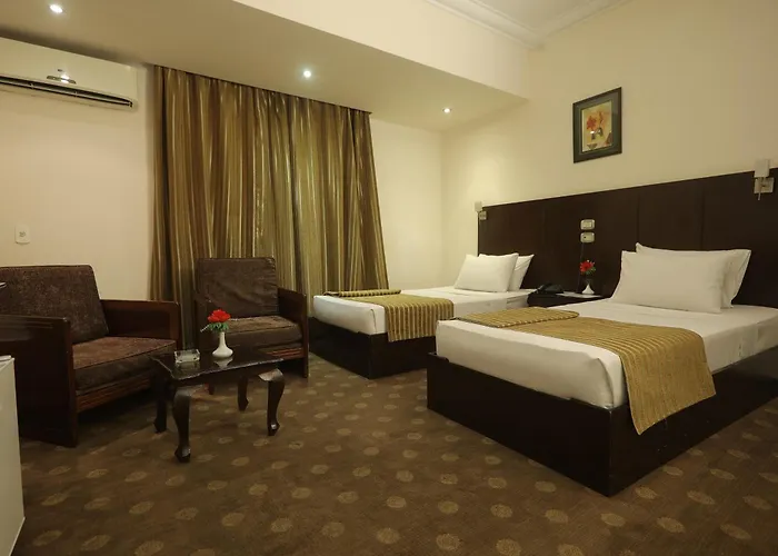 Aura Inn Cairo
