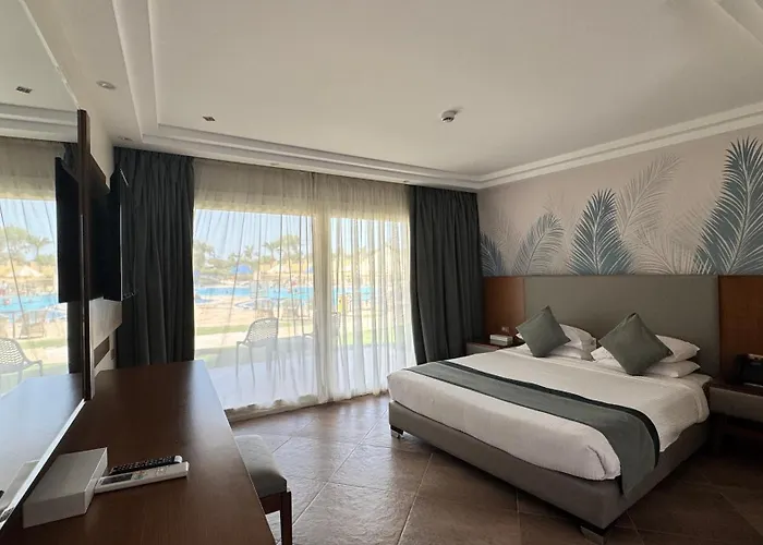 Grand Ocean Sokhna Hotel & Resort عين السخنة