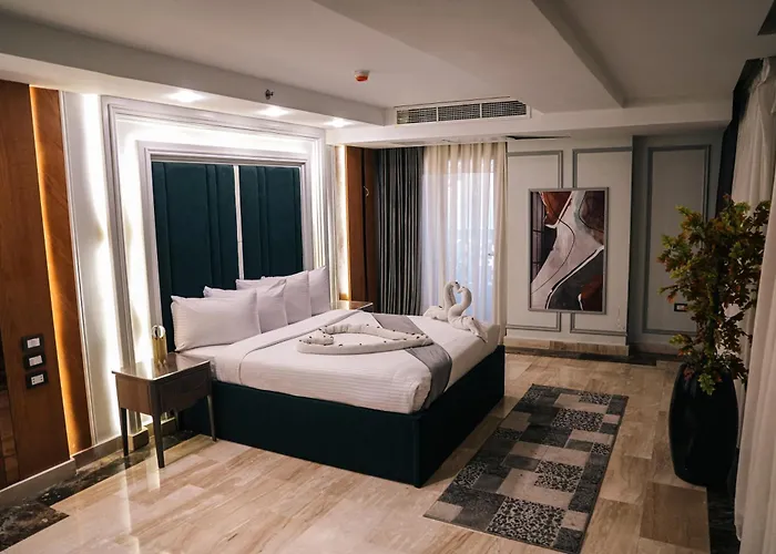 Grand Hotel Port Said