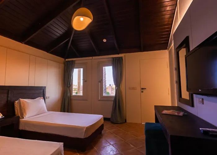 Abu Dabbab Lodge