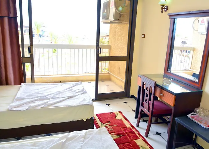 Port Said Hotel & Apartments