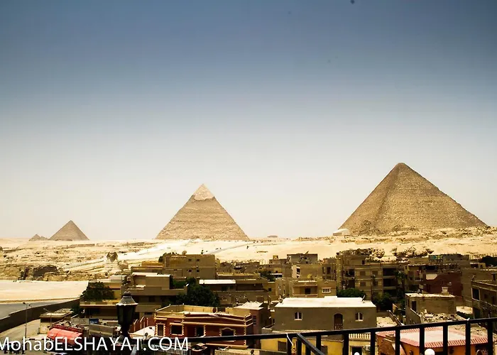 Pyramids Plateau Inn