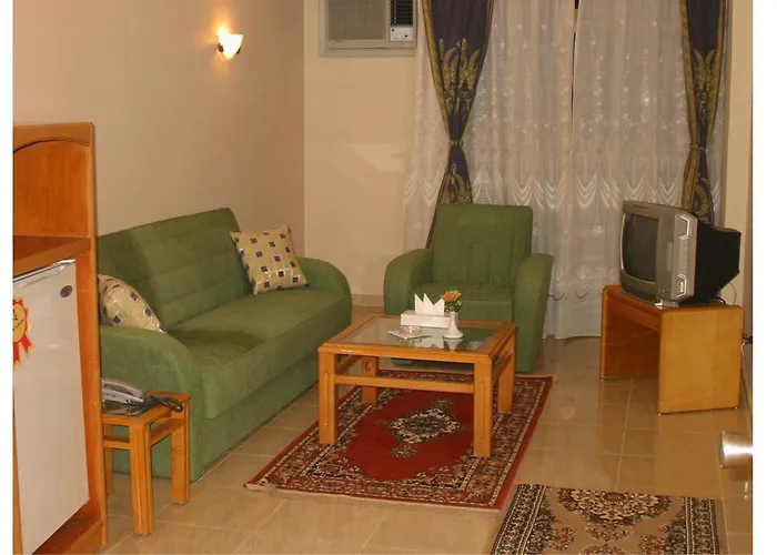 Royal House Hotel