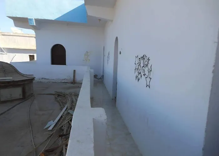 فندق دهبفي  Camp Caesar